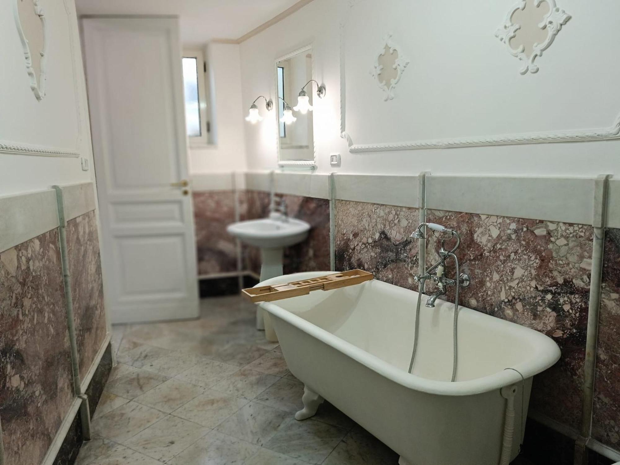 B&B Liberty House Napoli Esterno foto